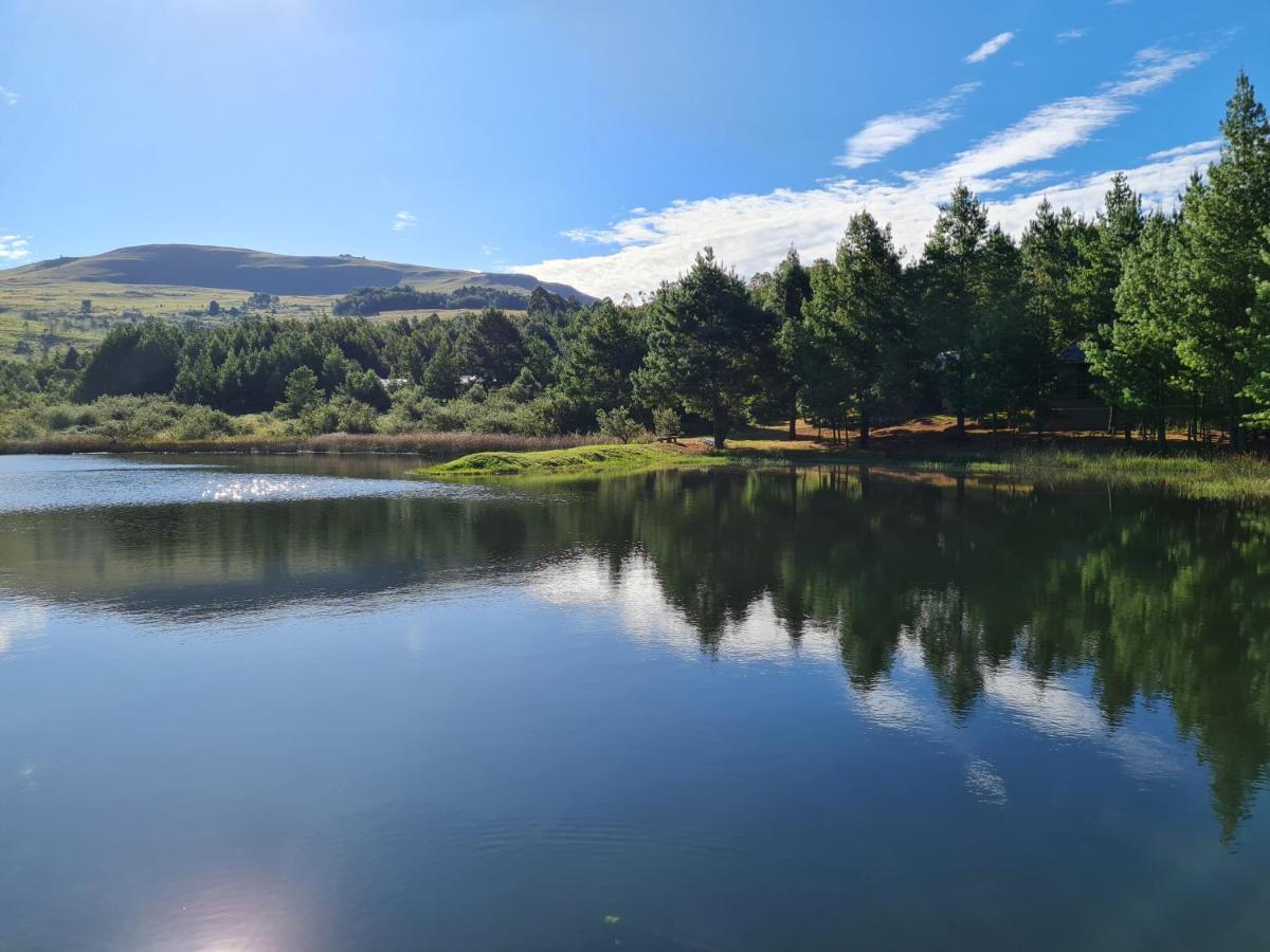 Ukutula Resort Dullstroom Eksteriør billede